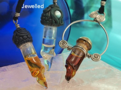 Shiva Perfume in Jewelled Pendant